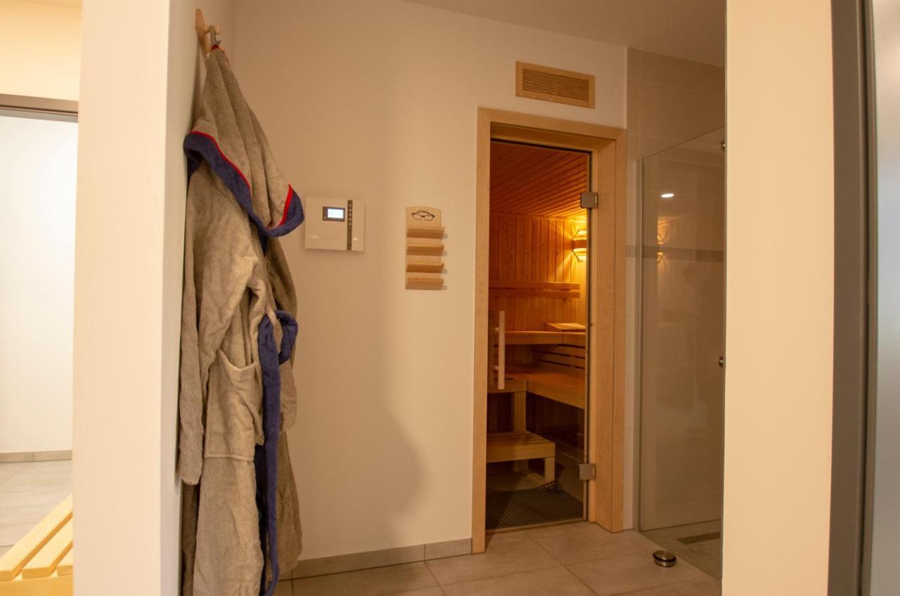 Albert-Inn-Glowe - Barrierefrei & 3 Schlafzimmer & Coworking & Strandkorb-Saisonal & Sauna Im Haus & Fahrraeder ภายนอก รูปภาพ