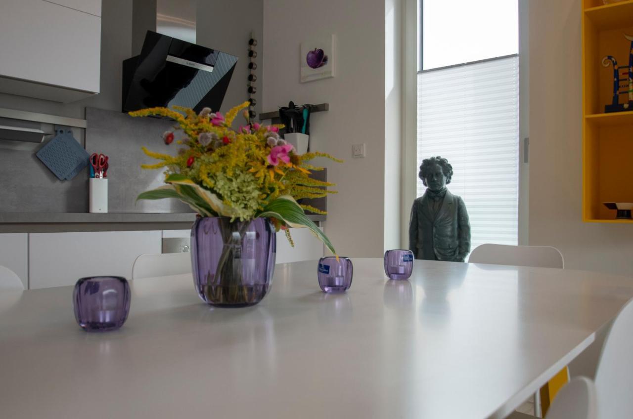 Albert-Inn-Glowe - Barrierefrei & 3 Schlafzimmer & Coworking & Strandkorb-Saisonal & Sauna Im Haus & Fahrraeder ภายนอก รูปภาพ