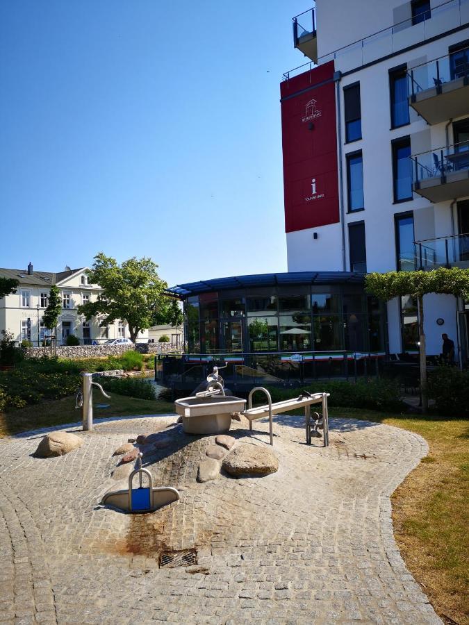 Albert-Inn-Glowe - Barrierefrei & 3 Schlafzimmer & Coworking & Strandkorb-Saisonal & Sauna Im Haus & Fahrraeder ภายนอก รูปภาพ